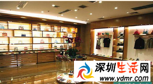深圳一奢侈品门店成销赃点 90后美女走私超3亿元奢侈品
