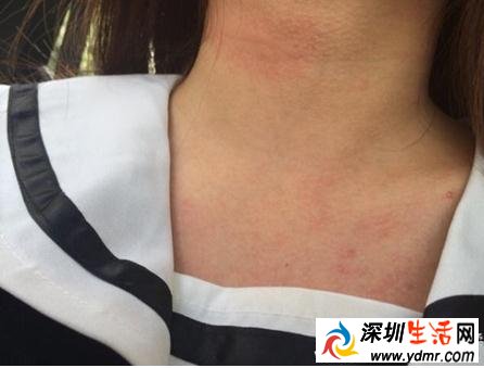 聋哑男向上海地铁女乘客胸口塞小广告,遭拒后打人被行拘