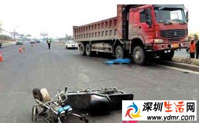 男子横穿马路碾压身亡 横穿马路被大货车压成肉泥惨不忍睹