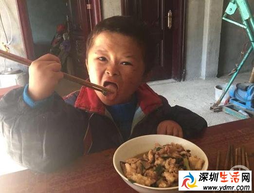 小马云火遍网络获马云资助 小马云资料照片