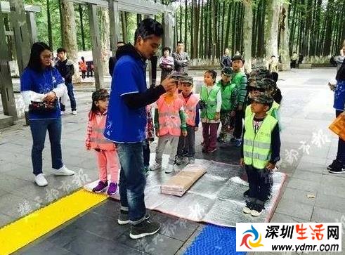 新兴职业遛娃师月薪过万 遛娃师是干嘛的?遛娃师如何练成?