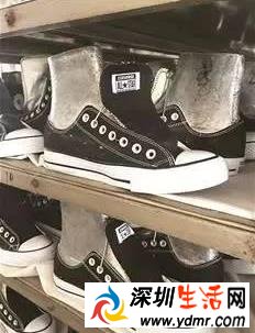 湖北查获制售假冒名牌鞋案件 网上以“正品代购”的名义售卖