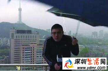 大连天气预报主持人刘晓东遭雷击 瞬间身体发麻