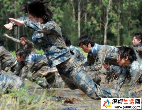 部队男女兵能谈恋爱吗?真实女兵训练现场图