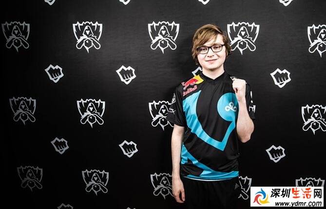 C9战队Sneaky为什么叫女装大佬 为什么女装大佬喜欢戴口罩?