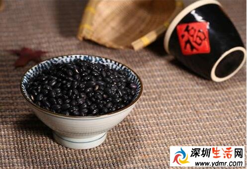 醋和黑豆泡在一起,用什么醋最好?